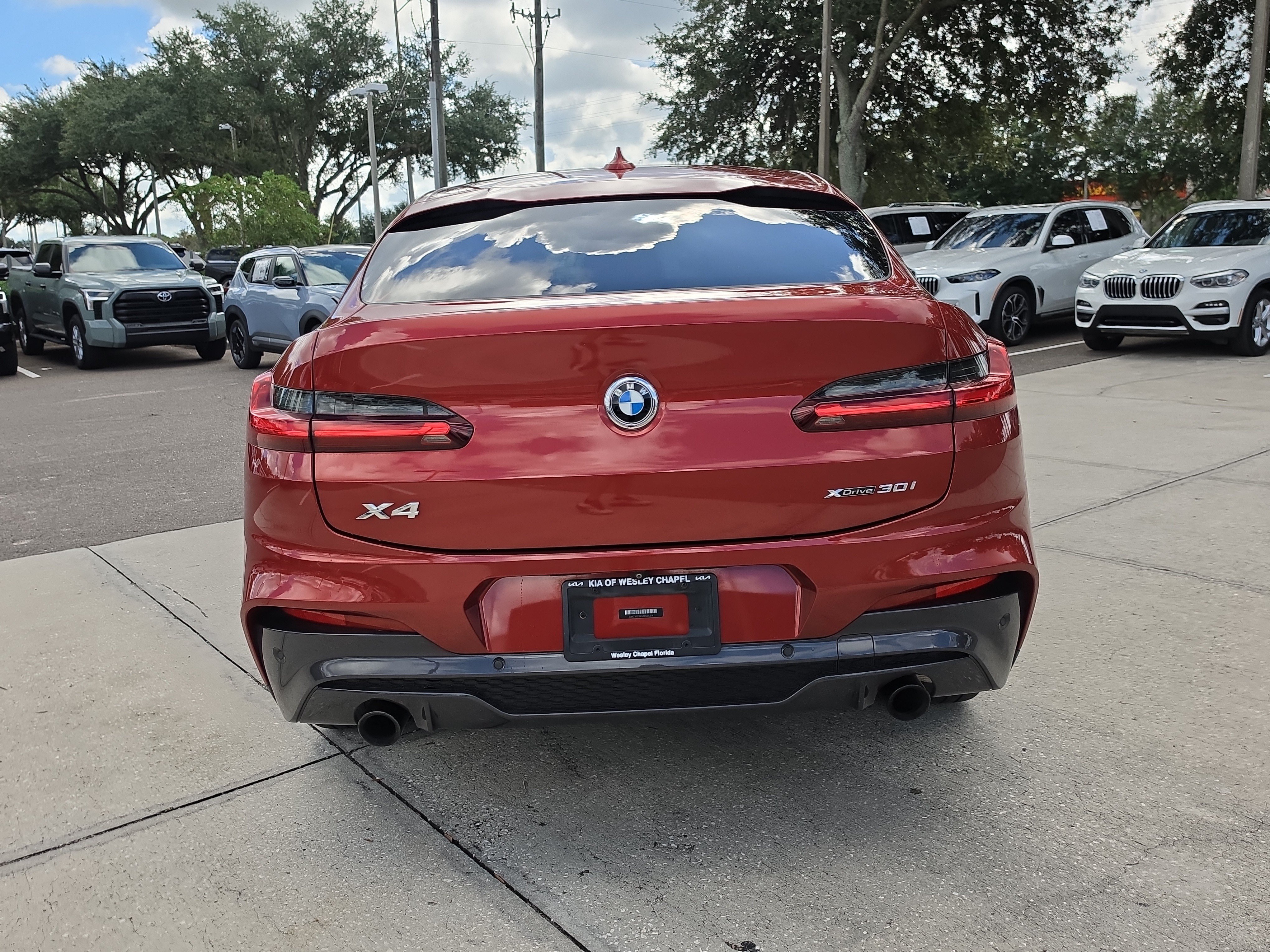 Used 2021 BMW X4 xDrive30i w/ M Sport Package AWD/4WD image 7