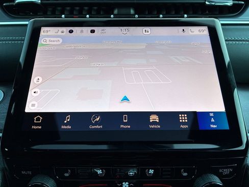 New 2025 Jeep Grand Cherokee Limited w/ Luxury Tech Group II image 20