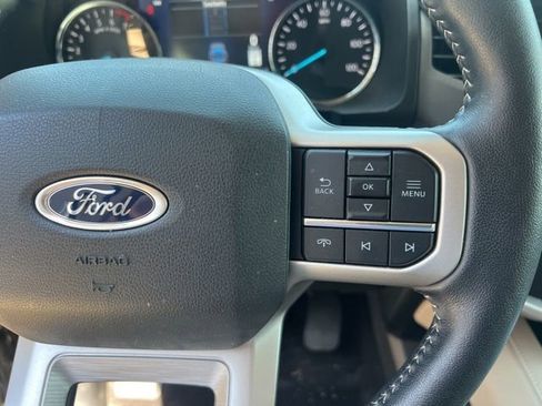 Used 2022 Ford Expedition XLT AWD/4WD image 28