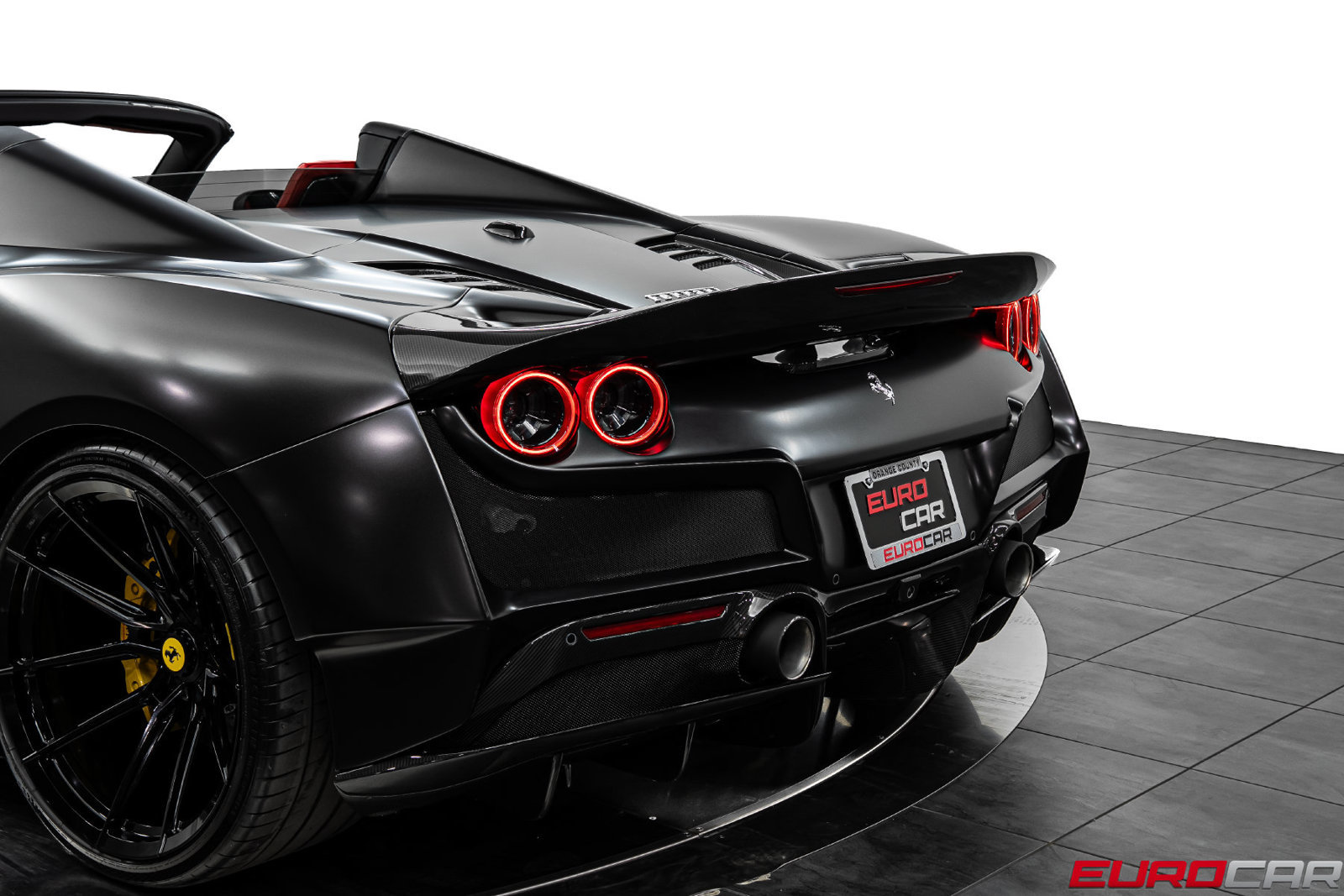 Used 2022 Ferrari F8 Tributo RWD image 26