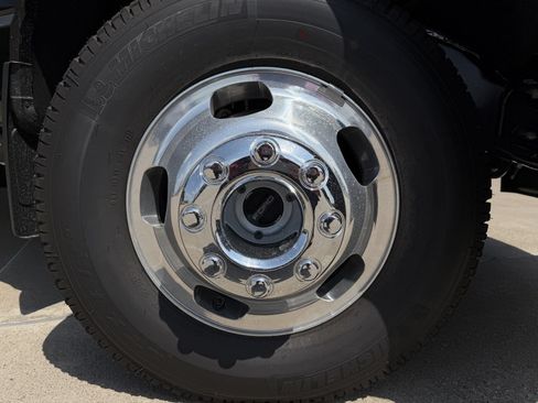 New 2026 Ford F350 Platinum AWD/4WD image 8
