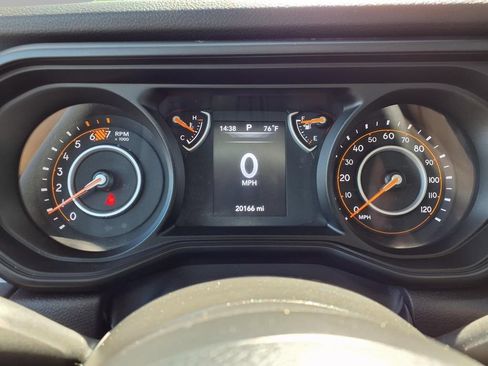 Used 2025 Jeep Wrangler Unlimited Sport AWD/4WD image 16