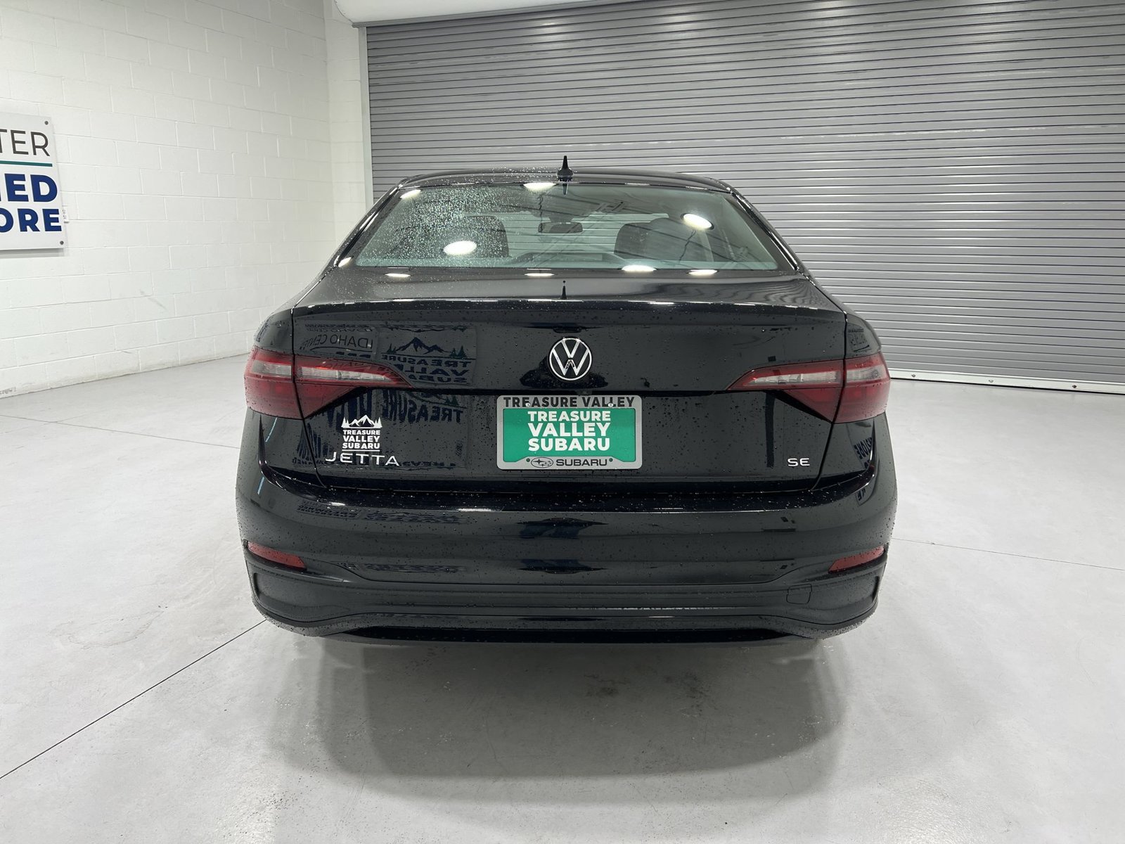 Used 2024 Volkswagen Jetta SE FWD image 7