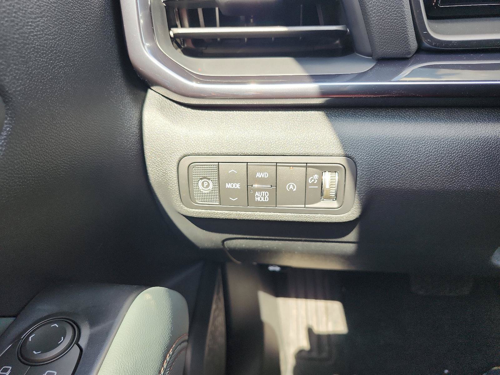 New 2027 GMC Terrain AT4 w/ Convenience Package III AWD/4WD image 18