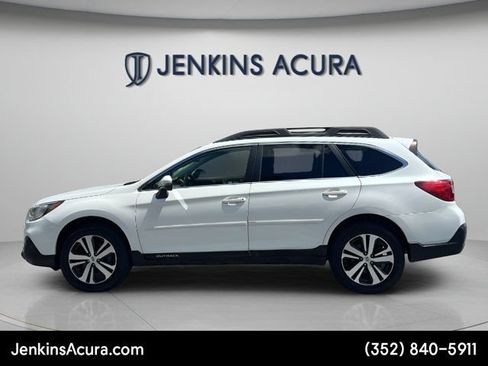 Used 2019 Subaru Outback 2.5i Limited AWD/4WD image 6