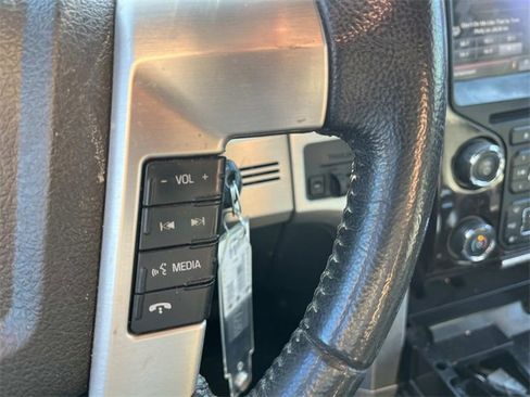 Used 2013 Ford F150 Platinum image 25