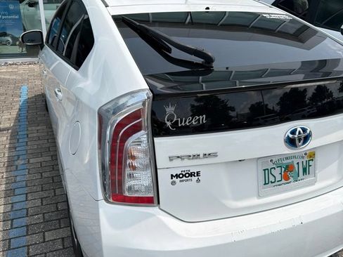 Used 2015 Toyota Prius Two FWD image 25