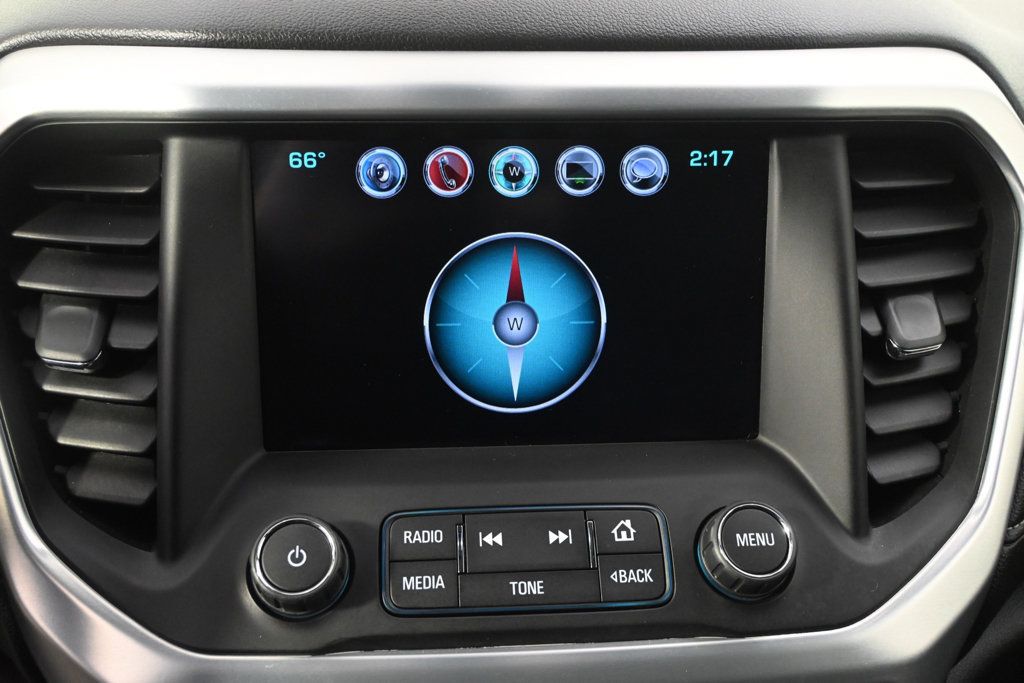 Used 2017 GMC Acadia SLT AWD/4WD image 29