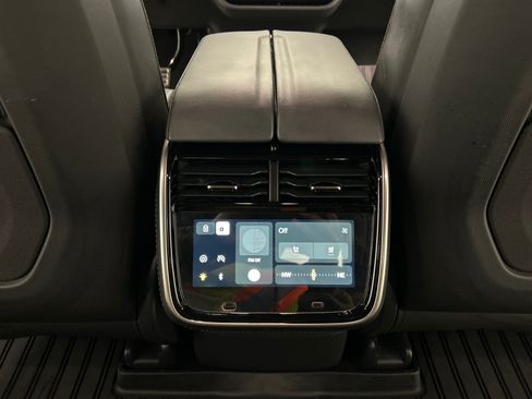 Used 2024 Rivian R1T Adventure AWD/4WD image 28