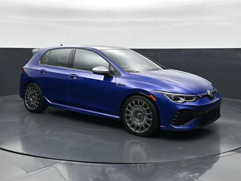 Used 2024 Volkswagen Golf R AWD/4WD image 3