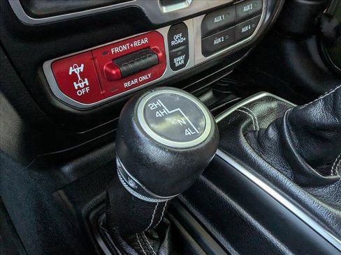 Used 2021 Jeep Wrangler Rubicon AWD/4WD image 39
