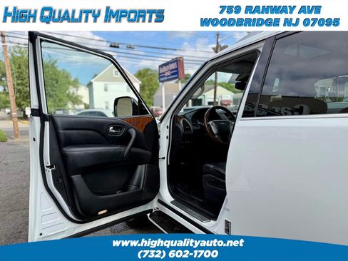 Used 2019 INFINITI QX80 Luxe w/ 22" Wheel Package AWD/4WD image 12