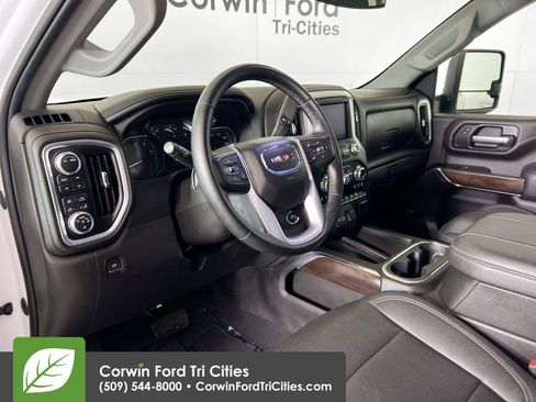 Used 2023 GMC Sierra 3500 SLT image 3