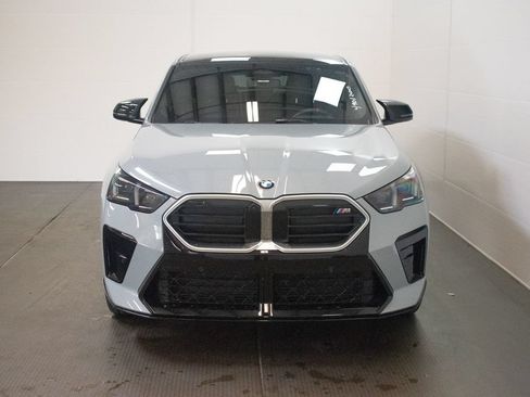 Used 2025 BMW X2 M35i AWD/4WD image 2