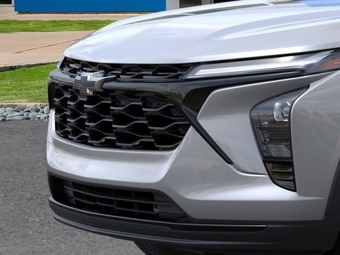 New 2026 Chevrolet Trax LT w/ Driver Confidence Package FWD image 13