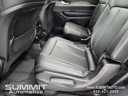 New 2025 Jeep Grand Cherokee L Limited w/ Black Appearance Package image 42