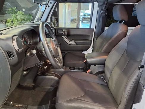 Used 2015 Jeep Wrangler Sport w/ Connectivity Group image 14
