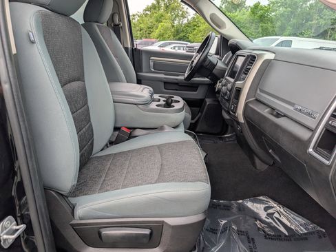 Used 2019 RAM 1500 Big Horn AWD/4WD image 11