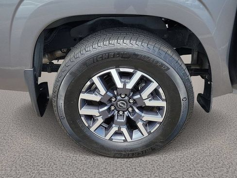 Used 2024 Nissan Frontier SL w/ Technology Package RWD image 7