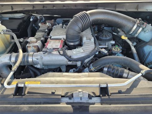 Used 2018 Nissan Titan S w/ S Utility Package image 27