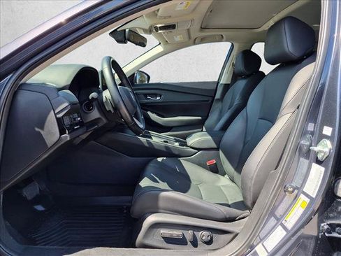 Used 2023 Honda Accord Touring image 16