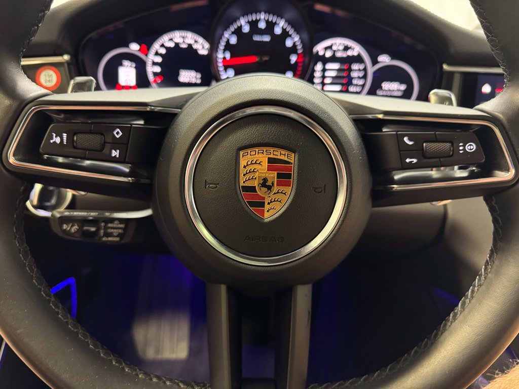 Used 2023 Porsche Panamera 4 Platinum Edition AWD/4WD image 16