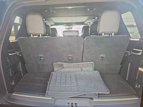 Used 2018 Lincoln Navigator Reserve AWD/4WD image 13