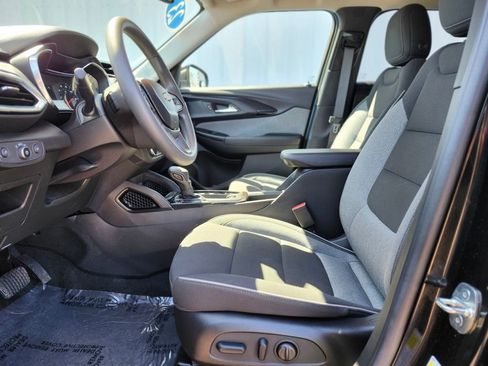 Used 2023 Chevrolet TrailBlazer LT w/ Convenience Package AWD/4WD image 16