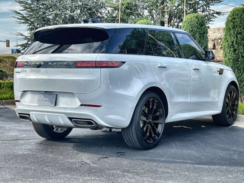 New 2026 Land Rover Range Rover Sport Dynamic SE AWD/4WD image 5