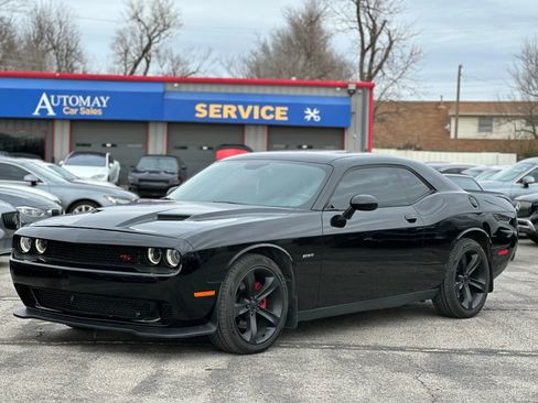 Used 2015 Dodge Challenger R/T w/ Quick Order Package 22B R/T image 1