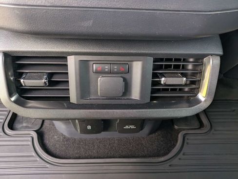 Used 2022 Ford F150 Platinum w/ Equipment Group 701A High AWD/4WD image 15