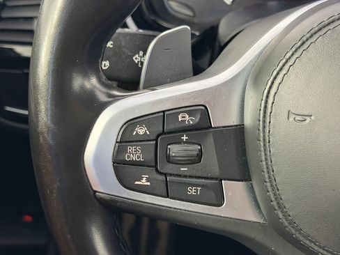 Used 2018 BMW M550i xDrive image 16