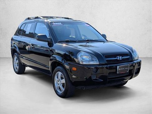 Used 2006 Hyundai Tucson GL image 3