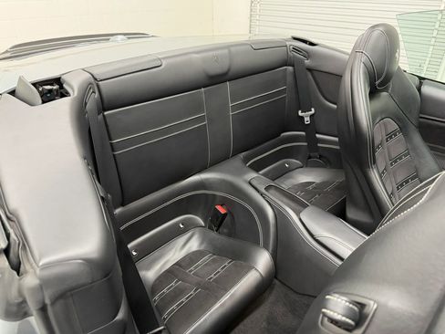 Used 2015 Ferrari California T RWD image 13