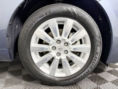 Used 2017 Toyota Sienna LE AWD/4WD image 25