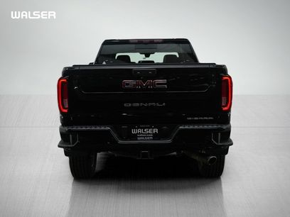 Used 2021 GMC Sierra 2500 Denali w/ Denali Ultimate Package
