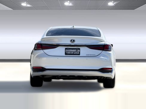 Used 2025 Lexus ES 300h w/ Premium Package FWD image 9