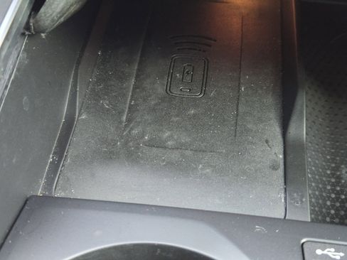 Used 2024 BMW X5 xDrive40i w/ M Sport Package image 21