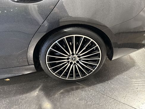 Used 2022 Mercedes-Benz C 300 4MATIC Sedan image 12