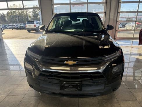 Used 2023 Chevrolet TrailBlazer LS image 3