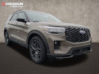 New 2026 Ford Explorer ST w/ Sun And Sound Package