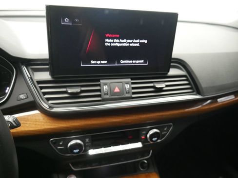 Certified 2023 Audi Q5 2.0T Premium w/ Convenience Package AWD/4WD image 34