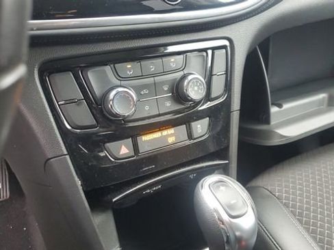 Used 2019 Buick Encore Preferred image 15