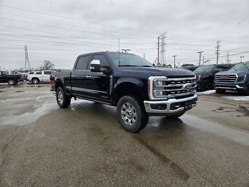 Used 2024 Ford F250 Lariat w/ Chrome Package image 8