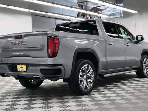 Used 2023 GMC Sierra 1500 Denali w/ Denali Reserve Package AWD/4WD image 14