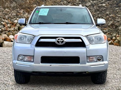 Used 2013 Toyota 4Runner SR5 w/ Premium Pkg image 3