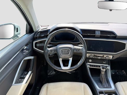 Used 2020 Audi Q3 2.0T Premium image 18