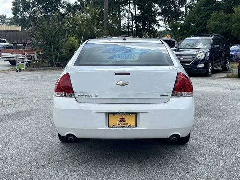 Used 2016 Chevrolet Impala LT FWD image 6