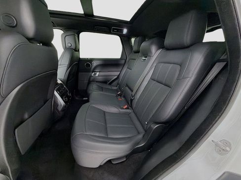 Used 2022 Land Rover Range Rover Sport HSE Silver Edition image 26