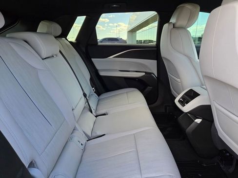 New 2026 Cadillac Lyriq Sport image 30